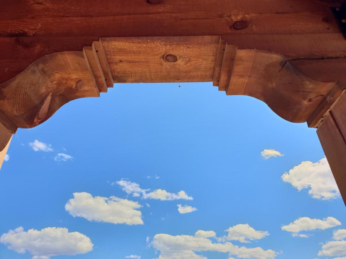 לינה וארוחת בוקר Ramah Mountain Harmony Retreat מראה חיצוני תמונה